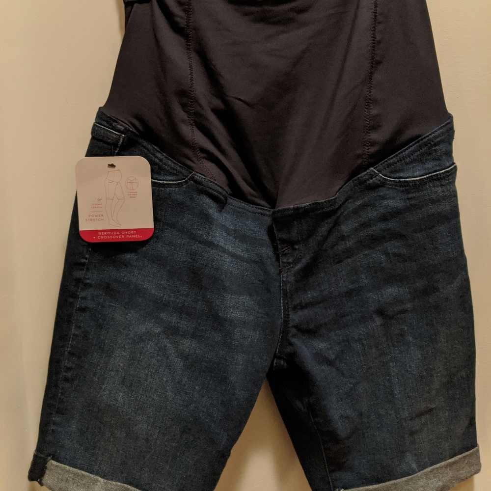 Isabel maternity 4 denim shorts w/ stomach support